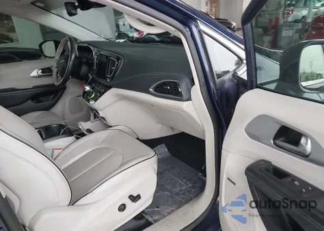 2020 Chrysler Pacifica Hybrid Limited z USA, uszkodzony, nr VIN 2C4RC1N73LR211214